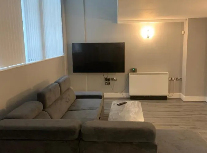 New York Loft Style Serviced Apartment In Liverpool City Centre